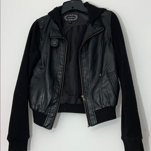 Jacket that is black